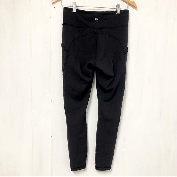 Lululemon Cropped Black Leggings Size 8 - Picture 4 of 5